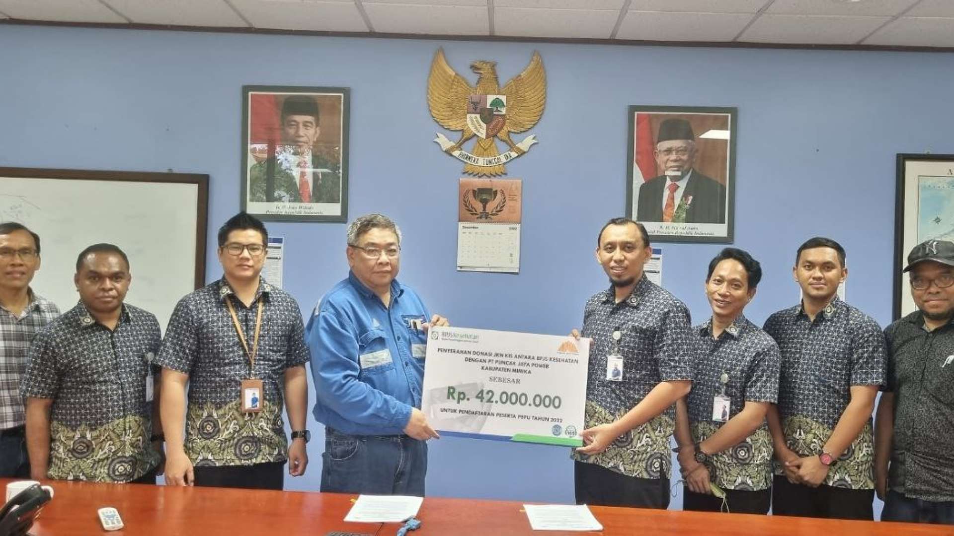puncak-jaya-power-timika-salurkan-dana-csr-ke-bpjs-kesehatan