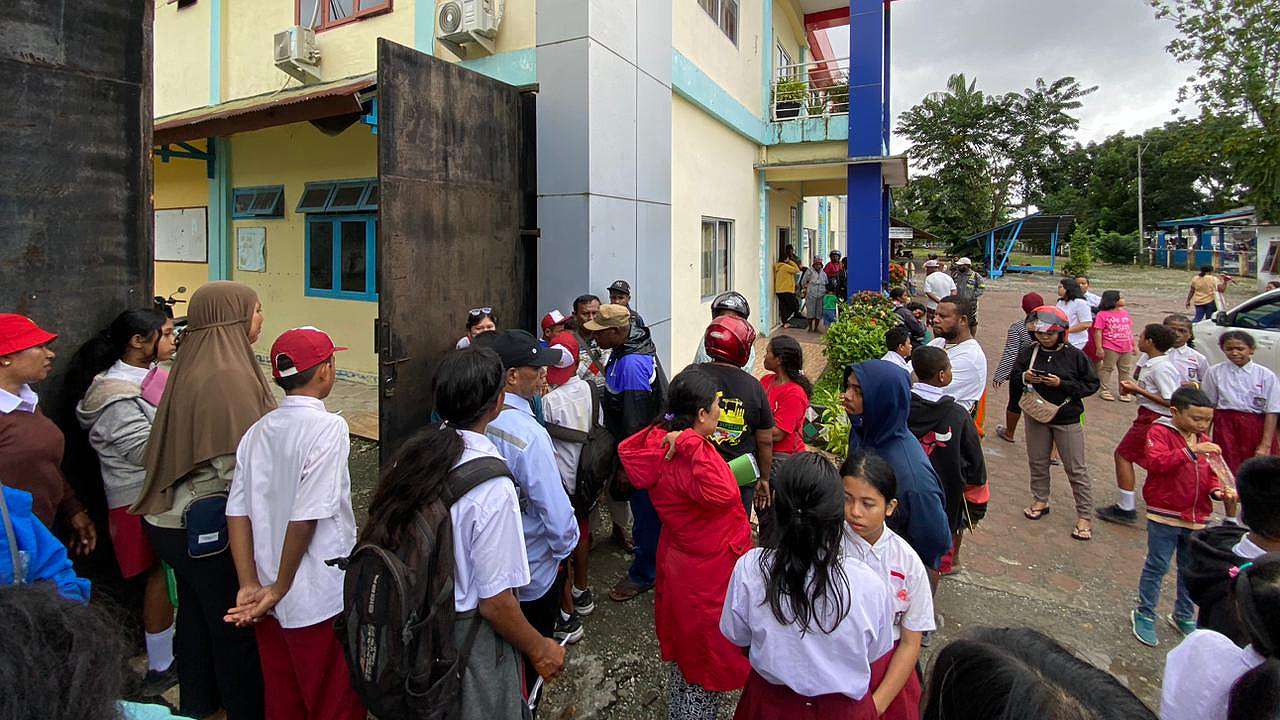 ppdb-smp-negeri-2-orang-tua-protes-anaknya-masuk-zonasi-tapi-ditolak-panitia