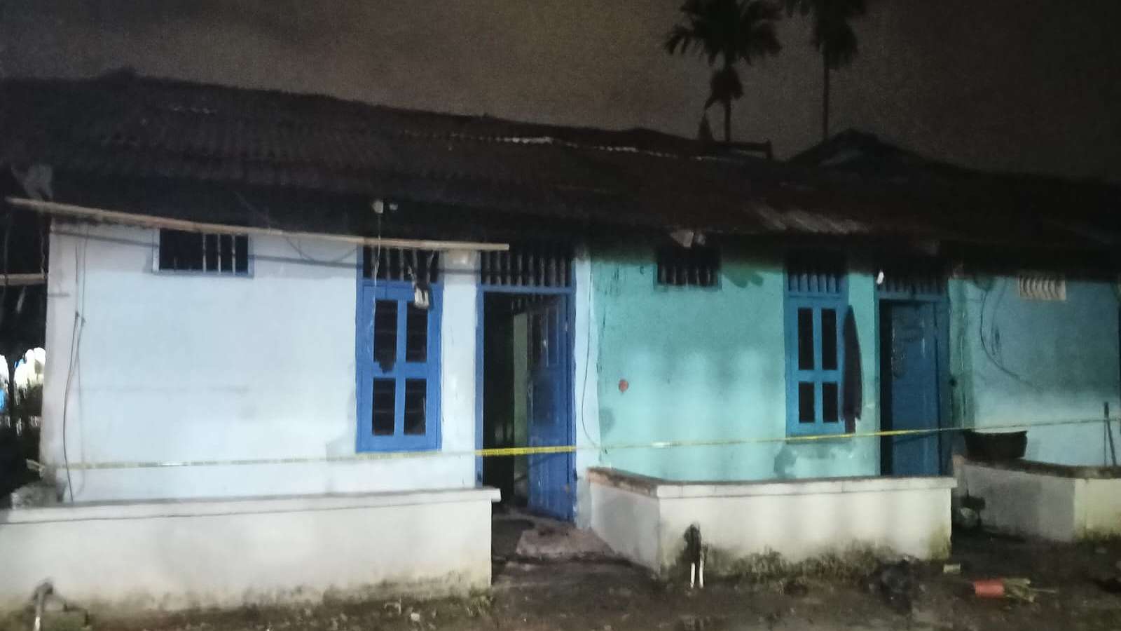 gara-gara-pasangan-ini-empat-petak-rumah-kos-di-sp3-terbakar