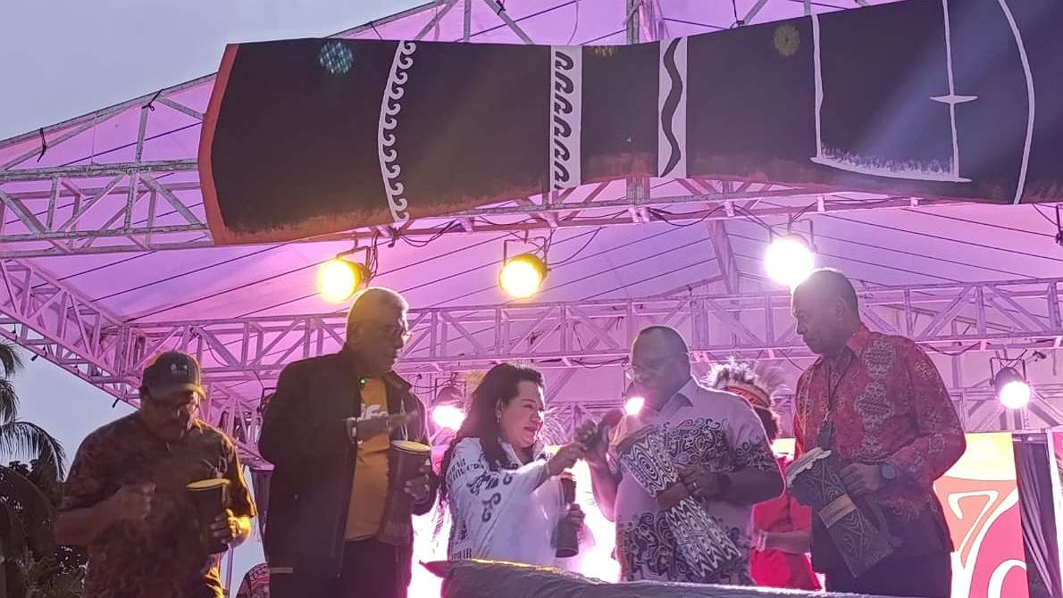 wamendagri-harap-mimika-bangun-taman-budaya-papua