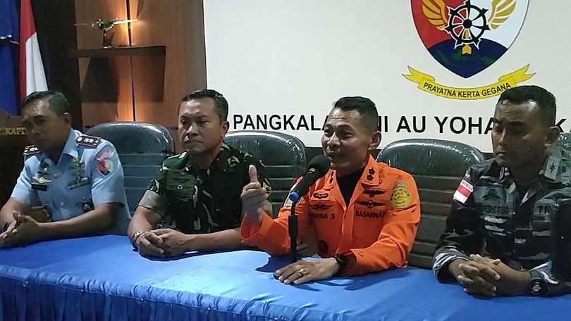 Konferensi pers Tim SAR Gabungan Timika terkait operasi pencarian Kapal LCT Cita XX hari ke-7, Jumat (26/7/2024). Foto: Burhan/ Papua60detik