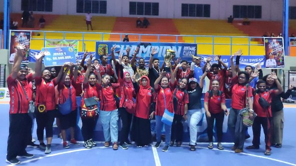 sma-negeri-2-jayapura-juarai-turnamen-futsal-bupati-mimika-cup-2024