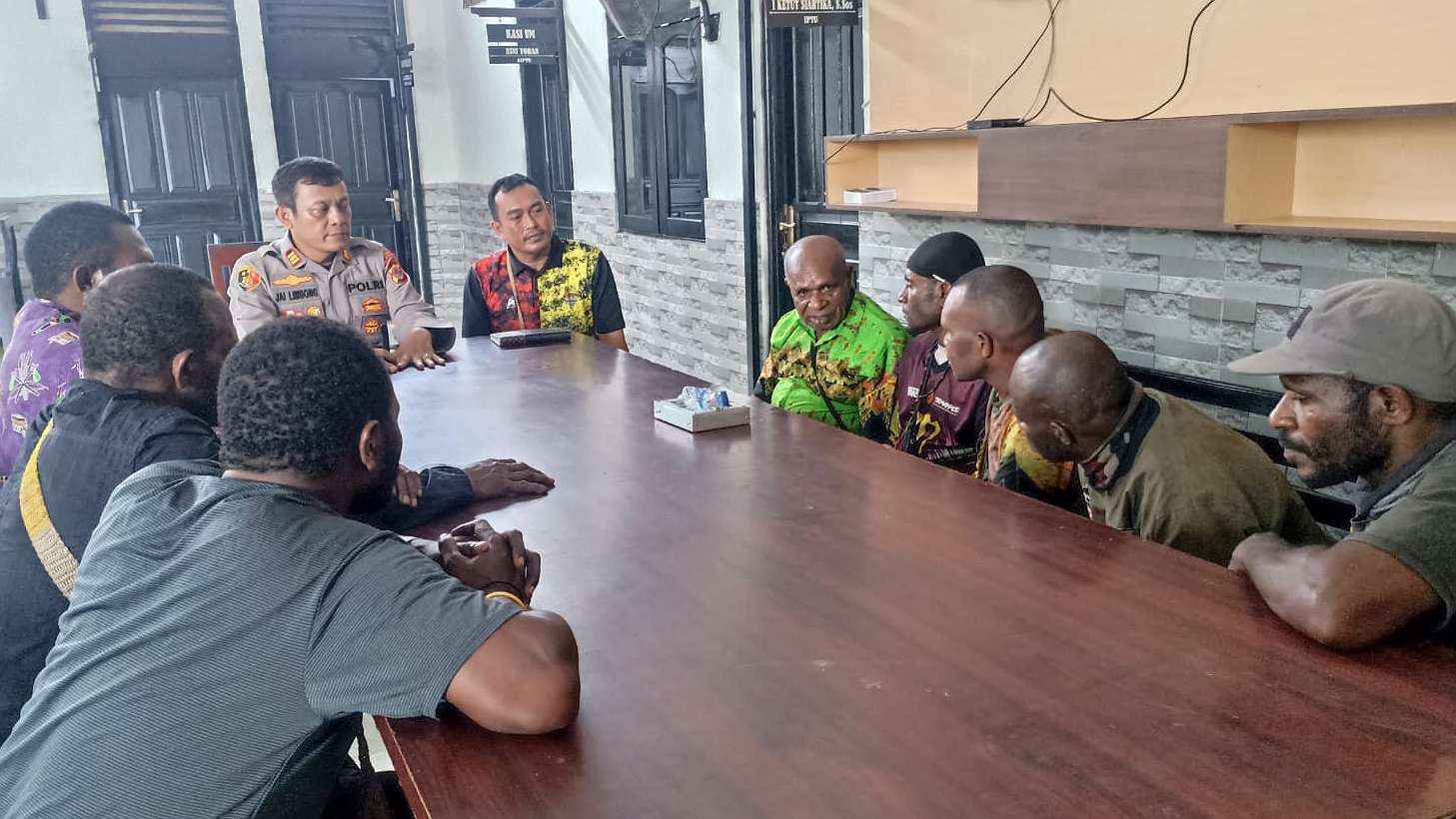 percayakan-ke-polisi-keluarga-korban-penganiayaan-di-gorong-gorong-tak-minta-ganti-rugi