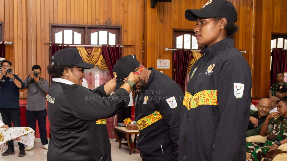 kontingen-papua-tengah-menuju-pon-aceh-sumut-pj-gubernur-janjikan-bonus