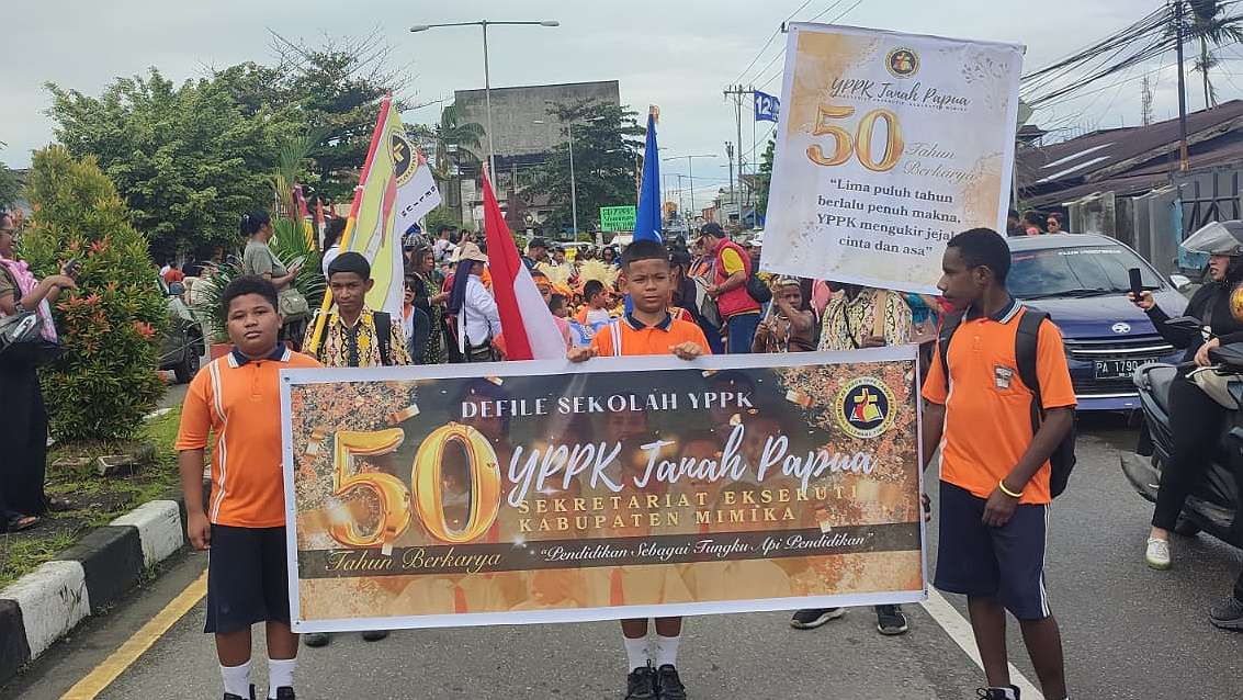 Pawai perayaan 50 tahun YPPK di Kabupaten Mimika, Foto; Martha/ Papua60detik