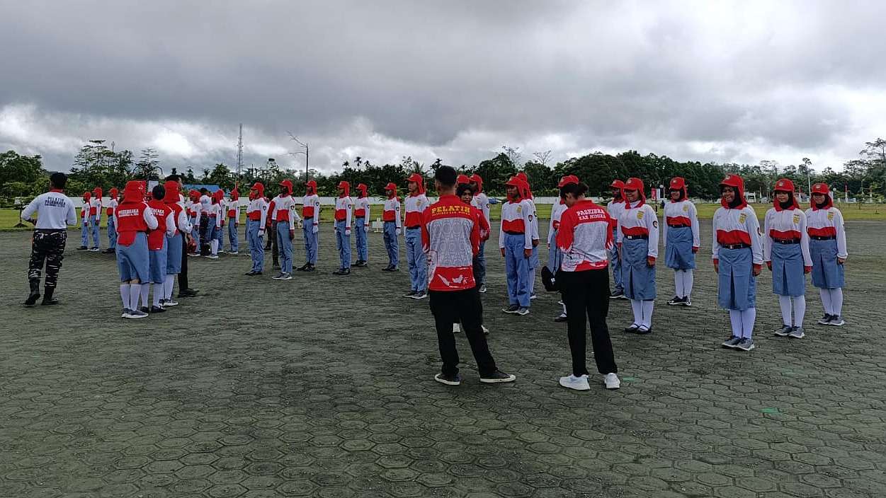 fokus-latihan-45-paskibra-siap-bertugas-di-hut-ke-79-ri