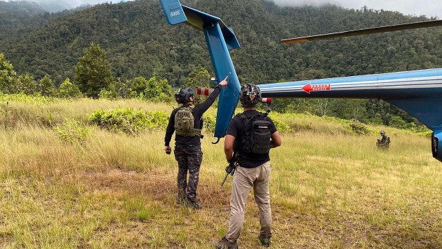 operasi-damai-cartenz-tuding-kkb-nduga-pelaku-penembakan-pilot-glen-malcolm