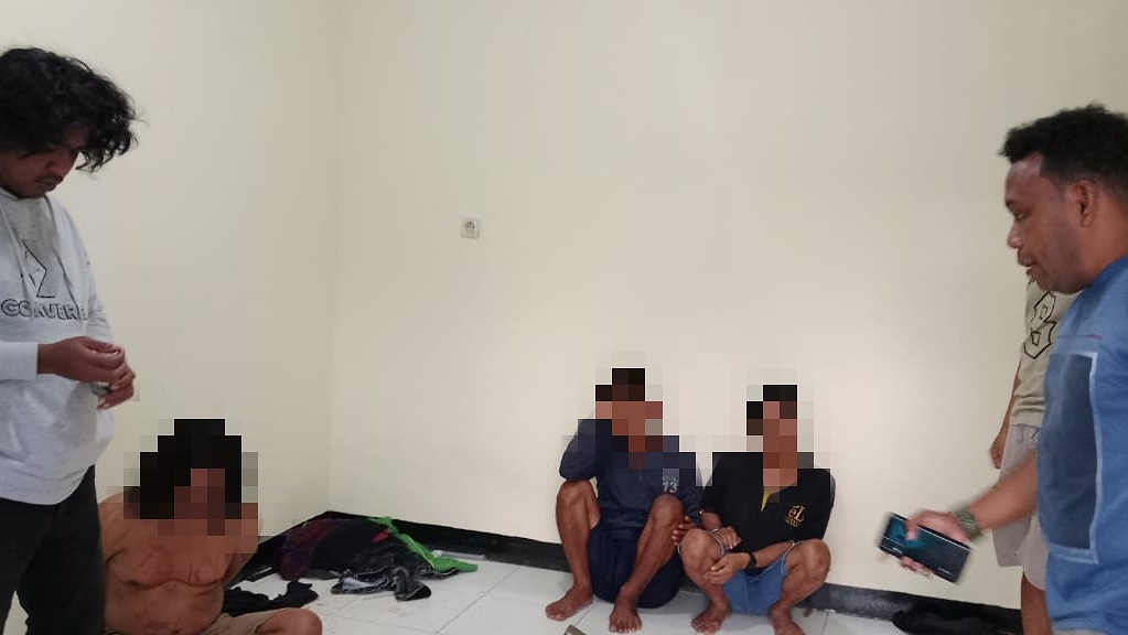 polisi-tangkap-tiga-pelaku-pengedar-sabu-di-timika