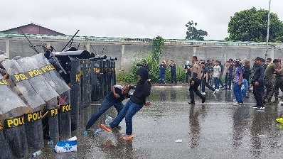 500-personel-gabungan-simulasi-sispamkota-persiapan-pilkada-2024