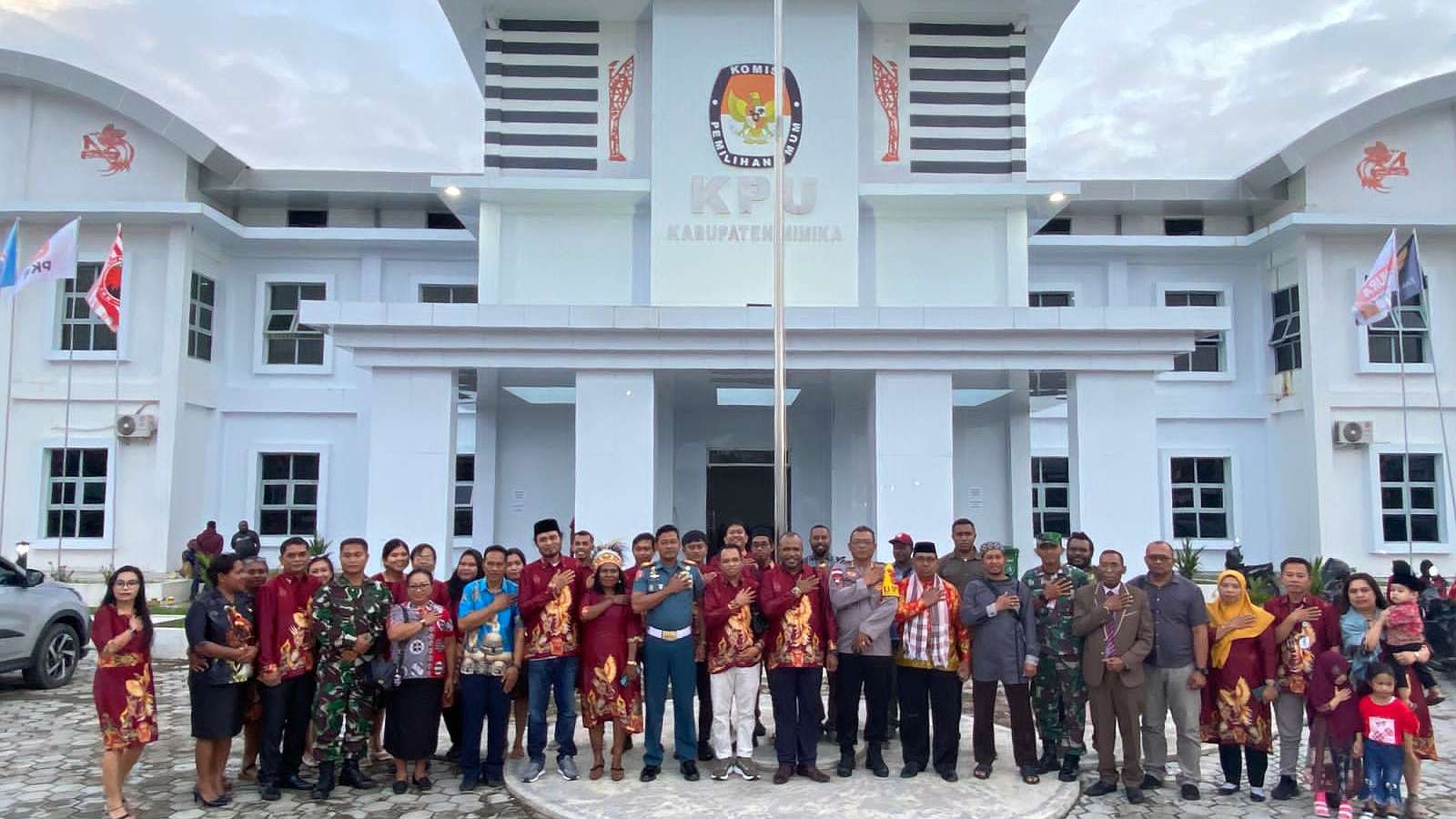 kpu-mimika-tempati-kantor-baru-tapi-masih-pinjam-pakai