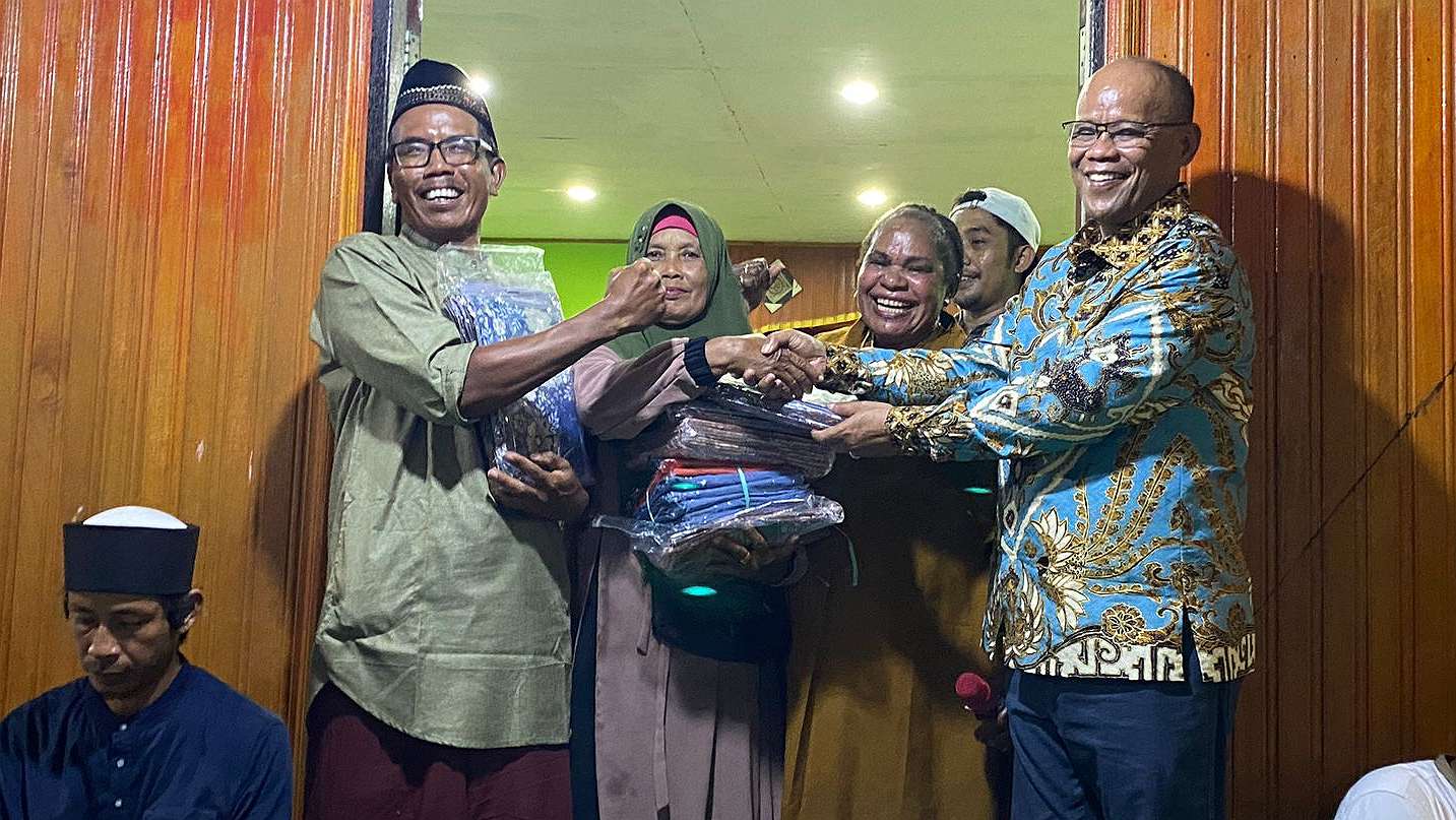 aiye-rayakan-maulid-nabi-bersama-warga-sunda-banten-di-mimika