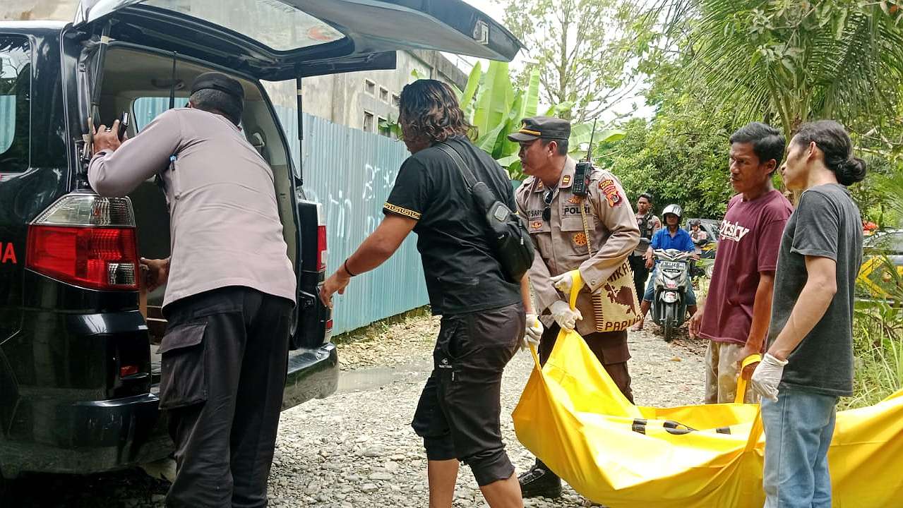 pria-di-timika-ditemukan-tewas-gantung-diri-di-pohon
