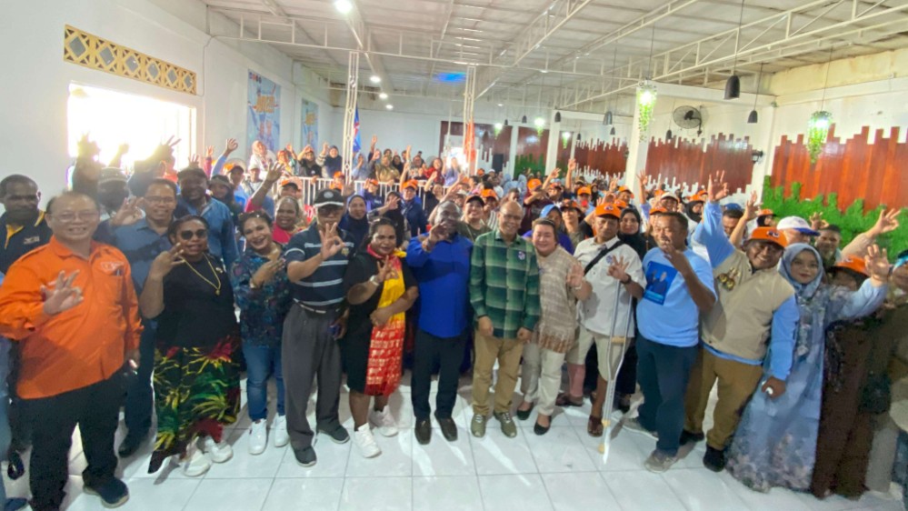 relawan-pelangi-nusantara-siap-antarkan-aiye-menang-pilkada-mimika