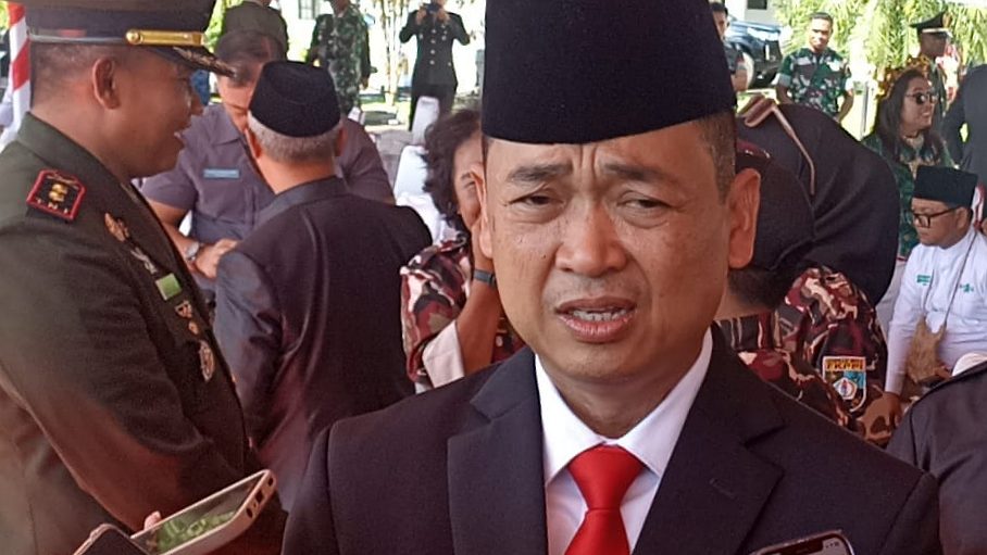 Pj Bupati Kabupaten Mimika, Valentinus Sudarjanto Sumito. Foto; Martha/ Papua60detik
