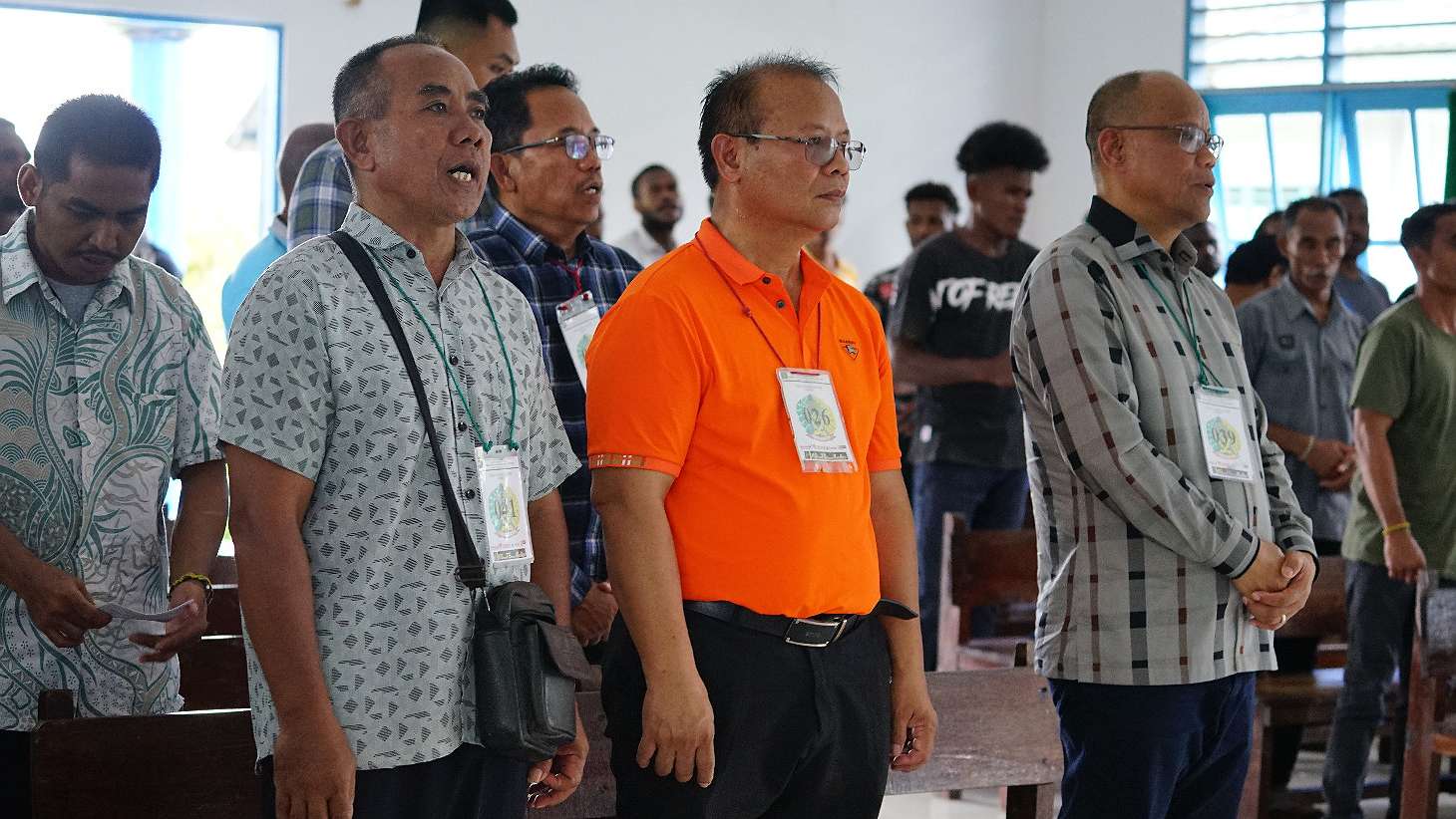 yusuf-rombe-serahkan-bantuan-ke-warga-binaan-lapas