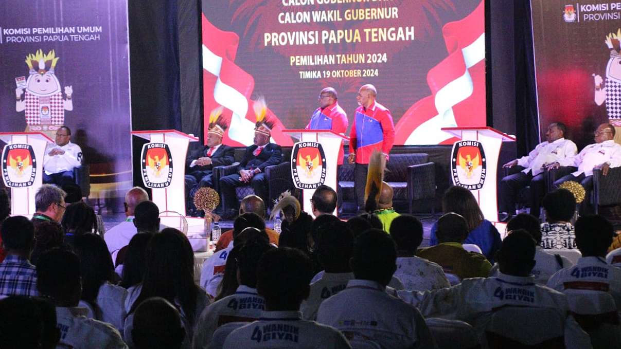 empat-calon-gubernur-papua-tengah-debat-perdana-di-timika