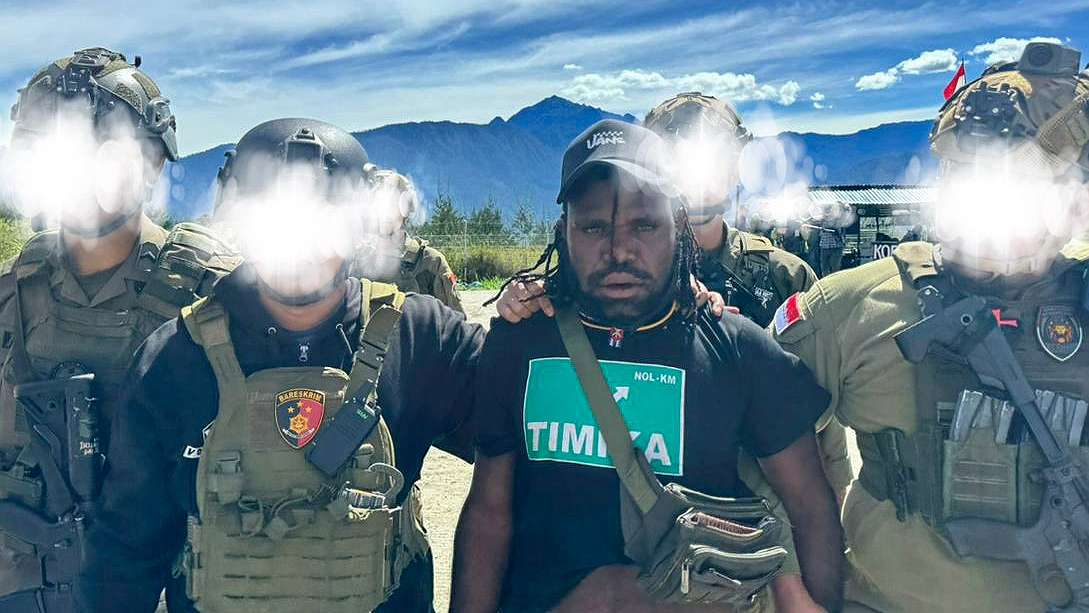 dpo-kkb-puncak-solikin-ditangkap-di-bandara-ilaga