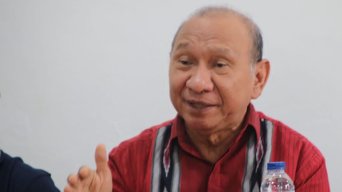 prof-melkias-jangan-sampai-demokrasi-jadi-demonkrasi-setan-setan-yang-berkuasa