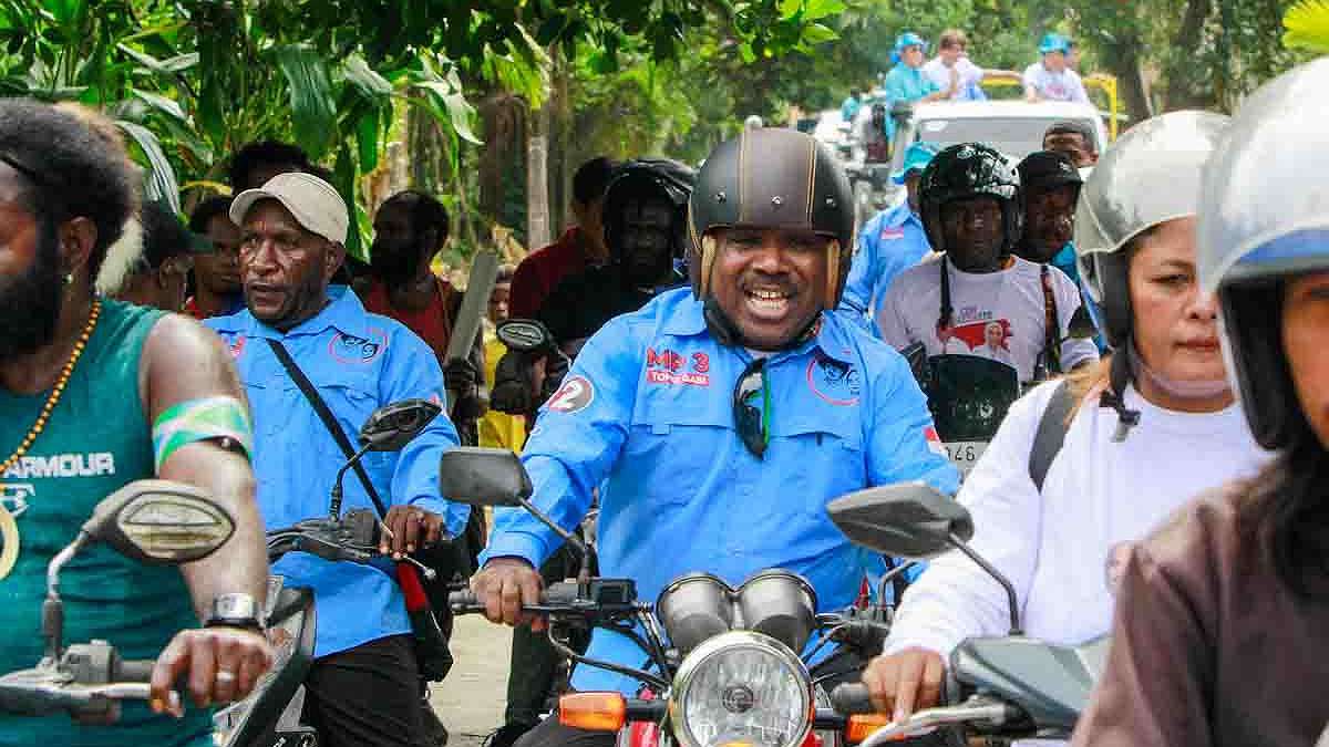 blusukan-ke-kwamki-narama-maximus-siap-tuntaskan-ketimpangan