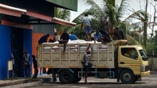 stok-banyak-ketersediaan-beras-aman-hingga-akhir-tahun