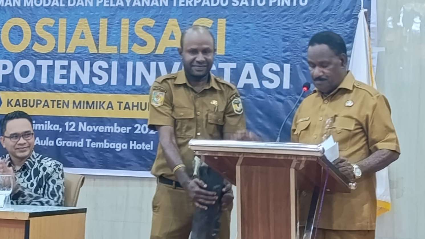 pemkab-mimika-tak-ingin-terus-tergantung-pt-freeport