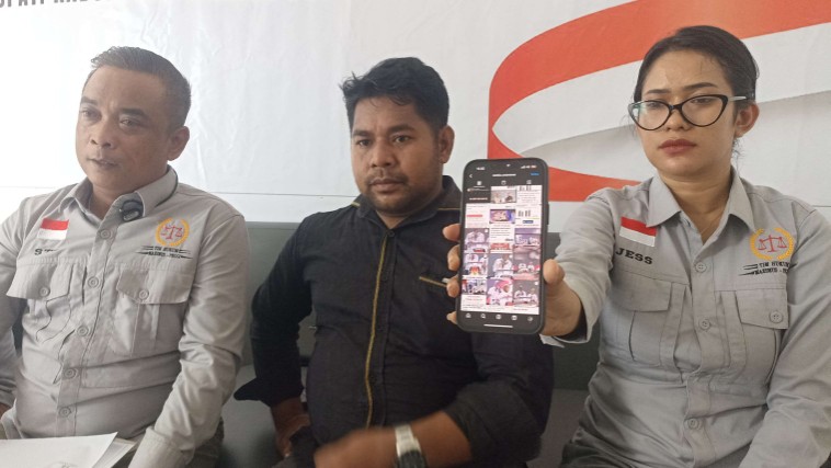 tim-hukum-maximus-peggi-laporkan-akun-sosmed-diduga-penyebar-hoaks