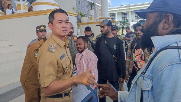 aliansi-pemuda-amungsa-tuntut-cpns-oap-lolos-100-persen