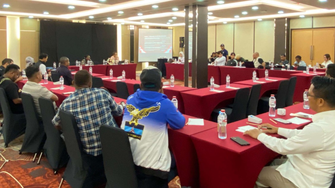 besok-debat-terakahir-tiga-paslon-bupati-wakil-bupati-mimika