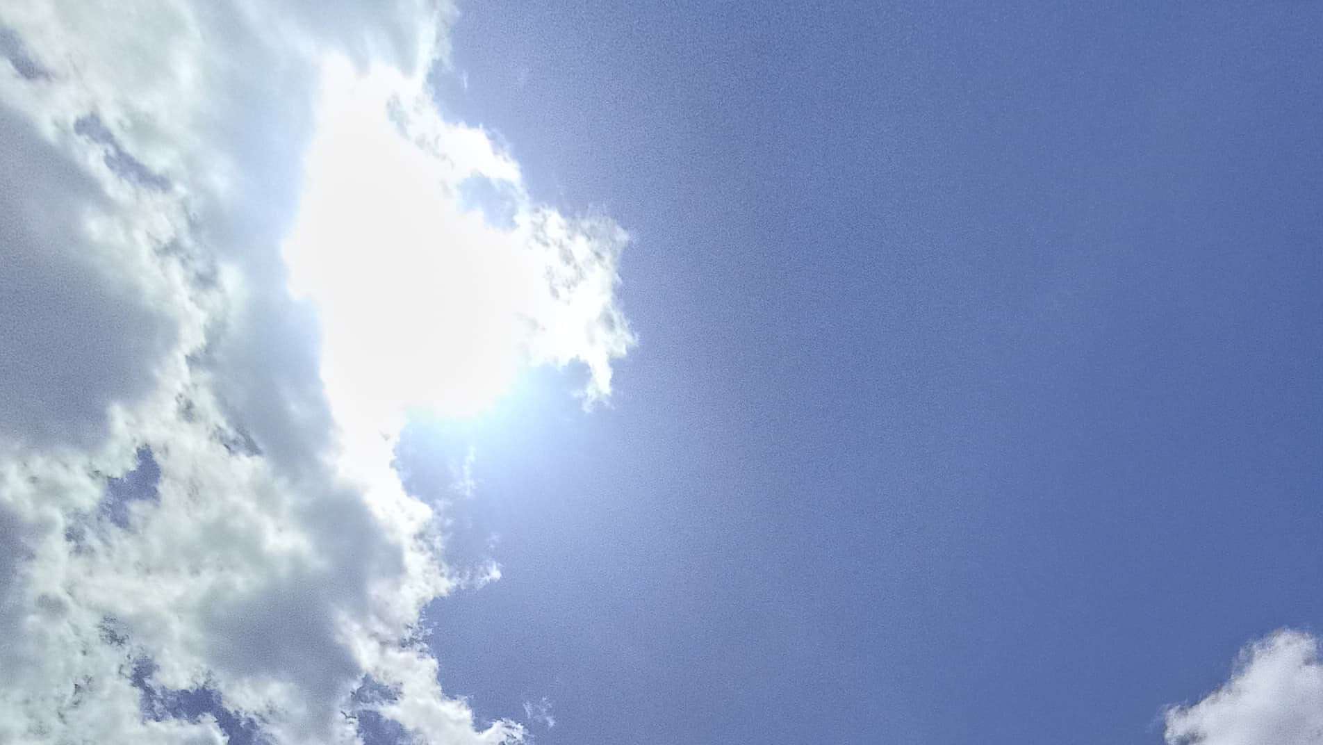 Langit siang hari di Timika. Foto: Eka/Papua60detik