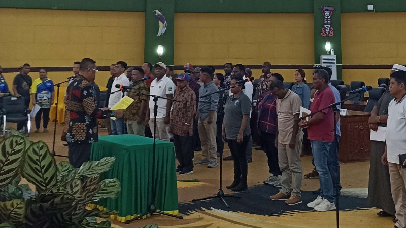 besok-35-anggota-dprd-mimika-diambil-sumpah