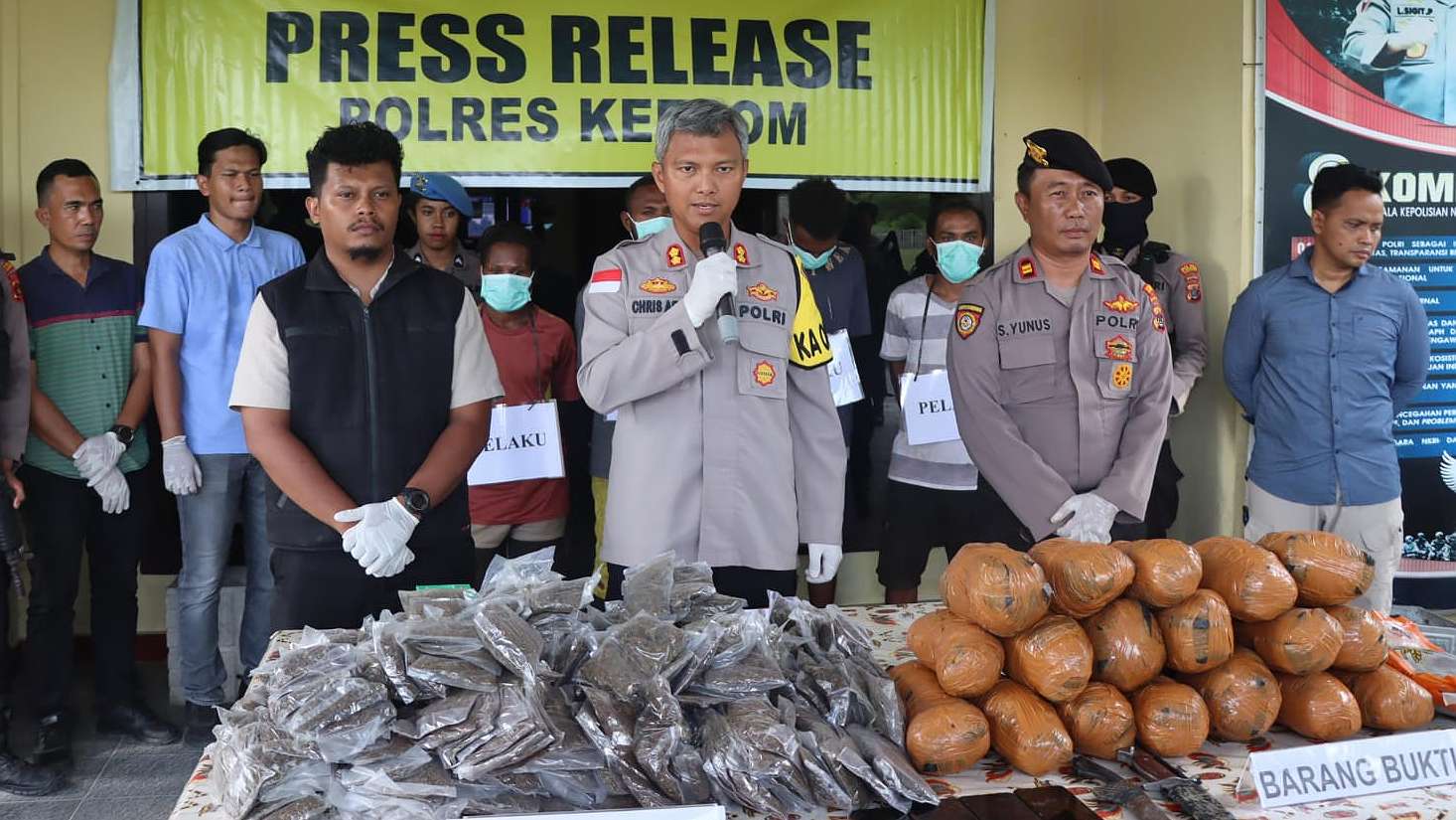 polisi-sita-20-kilo-ganja-dari-penangkapan-tiga-warga-asing