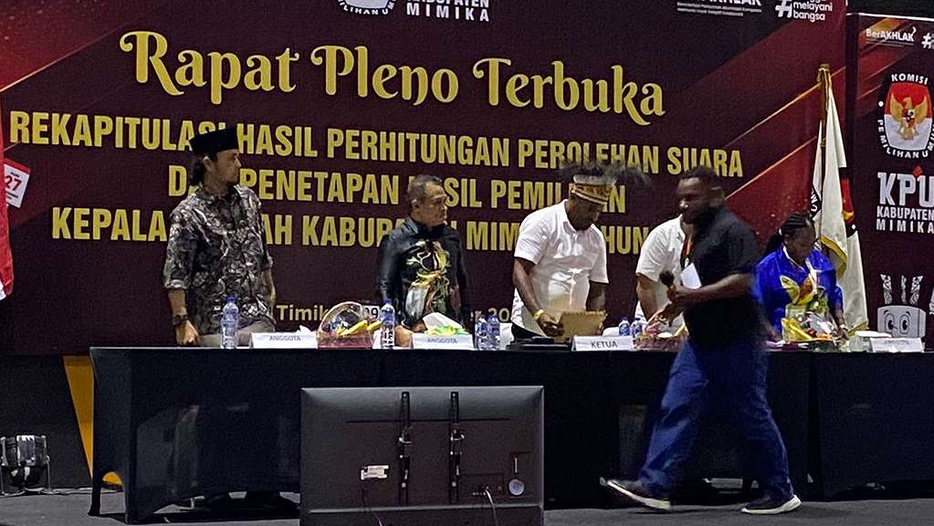 joel-raih-suara-terbanyak-pleno-penetapan-diwarnai-interupsi