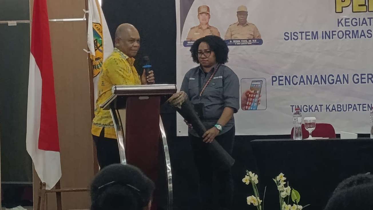 permudah-urusan-persuratan-pemkab-mimika-launching-srikandi