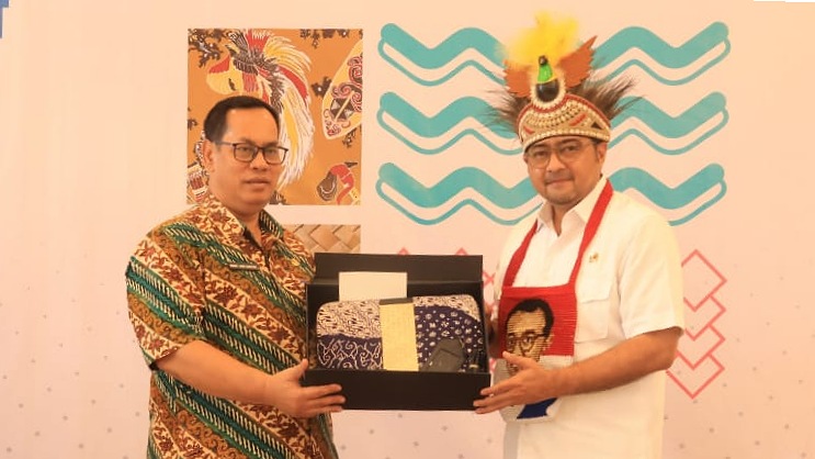 menekraf-hadiri-pelatihan-inkubasi-ekonomi-kreatif-di-papua-selatan