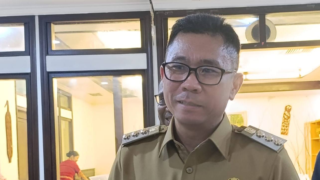 pj-bupati-mimika-yonathan-minta-bappeda-segera-siapkan-revisi-apbd-2025