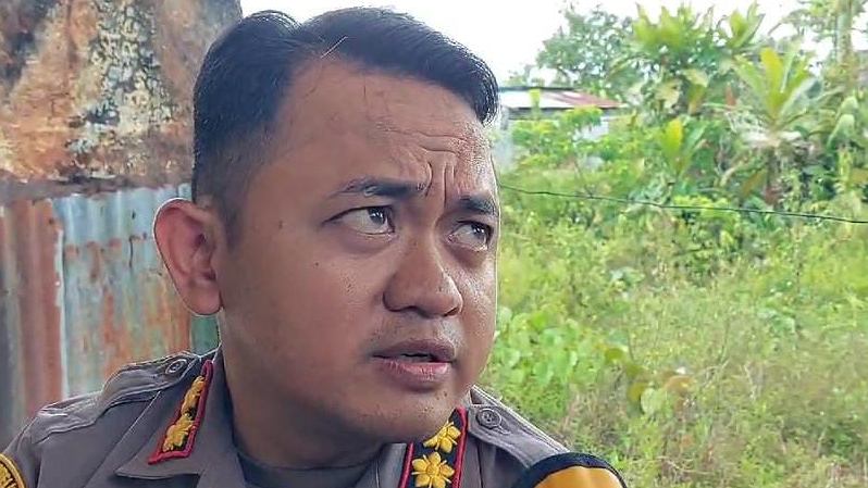 polisi-mediasi-pertemuan-dua-kubu-yang-bertikai-di-jalan-baru