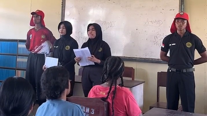 PPI saat sosialisasikan informasi pendaftaran Paskibraka 2025 di SMA Negeri 3 Kokonao, foto; istimewa