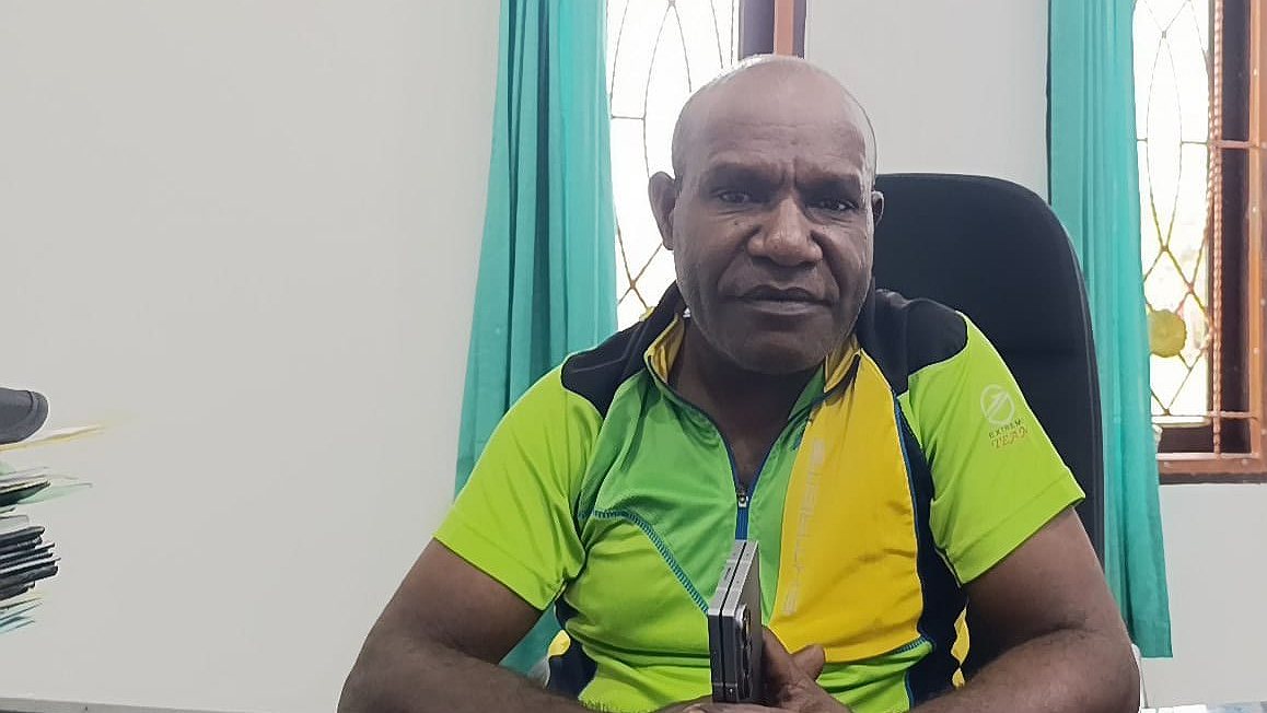Kepala Dinas Ketahanan Pangan Mimika, Yulius Koga. Foto; Martha/ Papua60detik