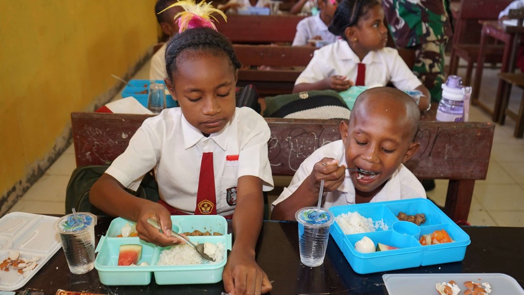 belum-ada-kepastian-kapan-program-mbg-di-mimika-dimulai