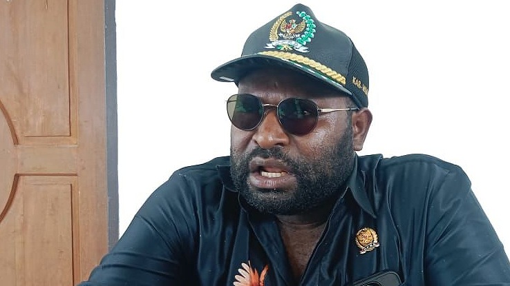 Anggota Dewan Perwakilan Rakyat Kabupaten (DPRK) Mimika, Dolfin Beanal, Foto: Faris/ Papua60detik