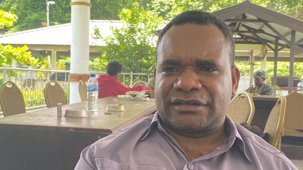 dprk-mimika-desak-pemkab-percepat-pemerataan-pendidikan-sampai-di-pesisir-pegunungan