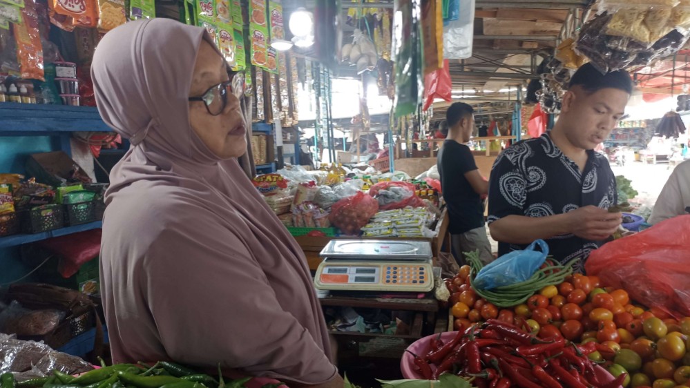 pedagang-di-pasar-sentral-bilang-harga-cenderung-naik-pj-bupati-sebut-normal
