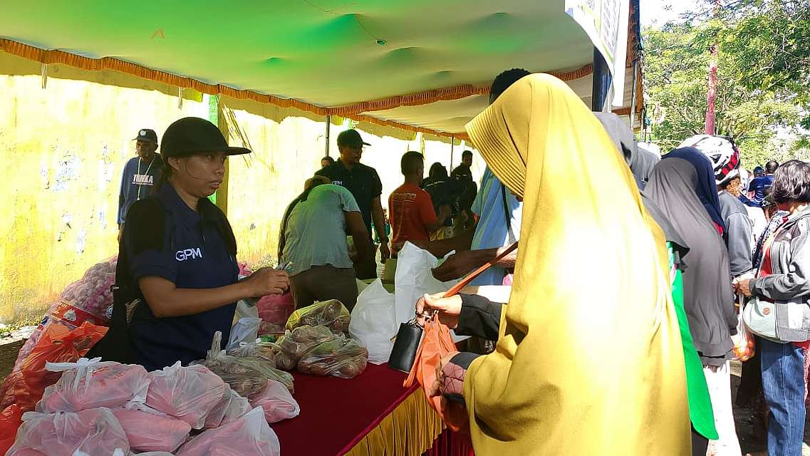 jelang-lebaran-pemkab-mimika-gelar-gerakan-pangan-murah