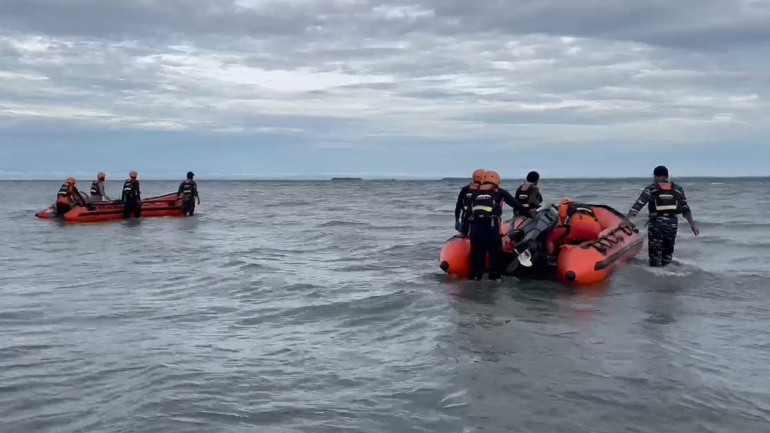 long-boat-terbalik-penumpang-bernama-kariono-hilang