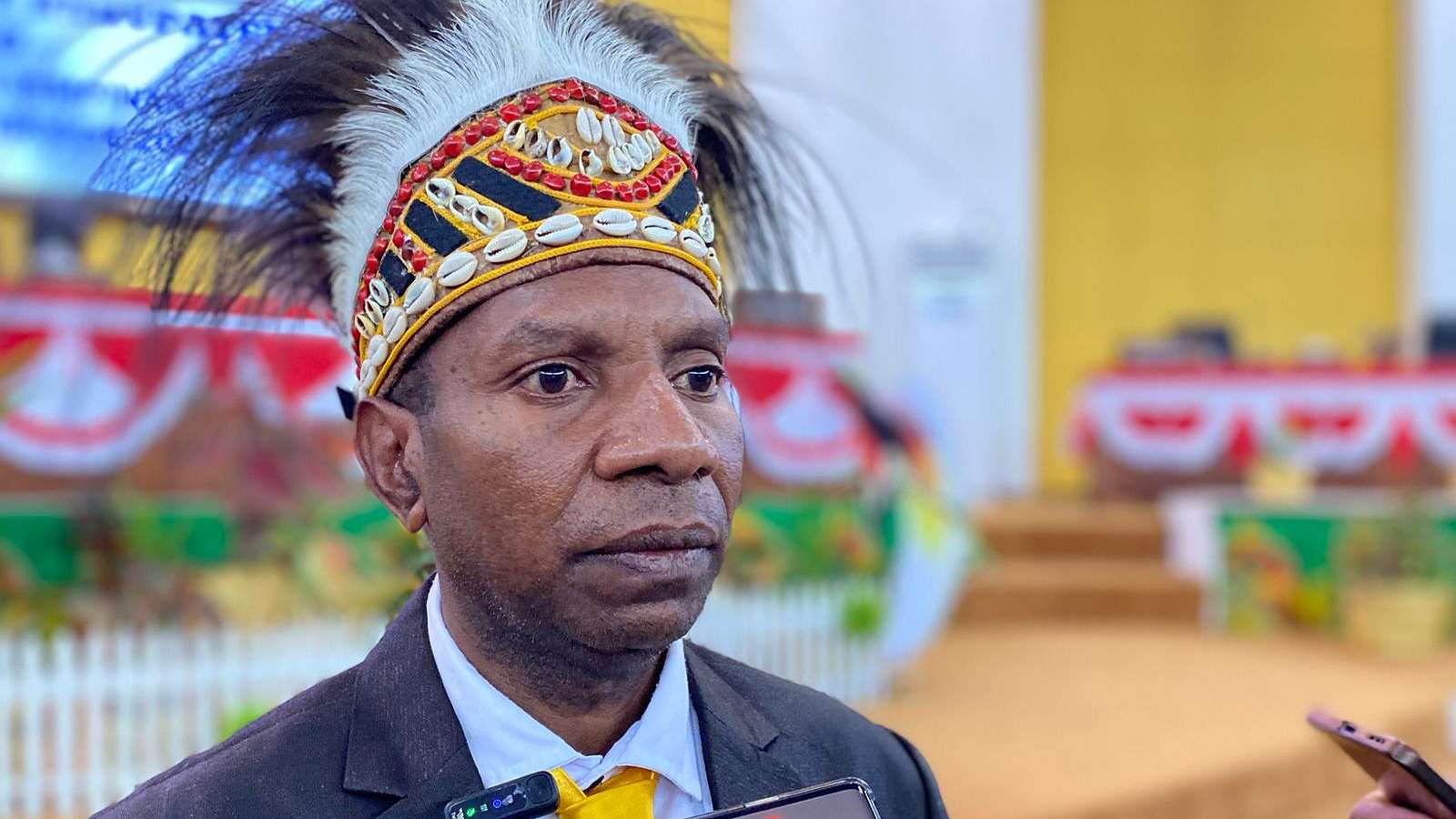 resmi-pimpin-dprk-mimika-ini-agenda-prioritas-primus-natikapareyau