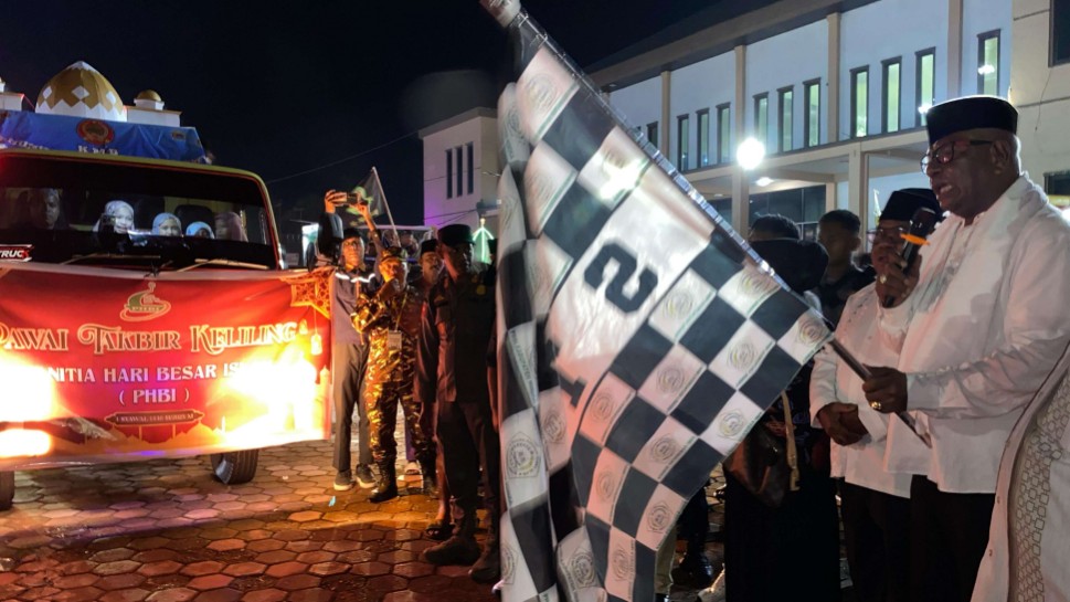 umat-islam-timika-pawai-takbir-sambut-idul-fitri-1446-h