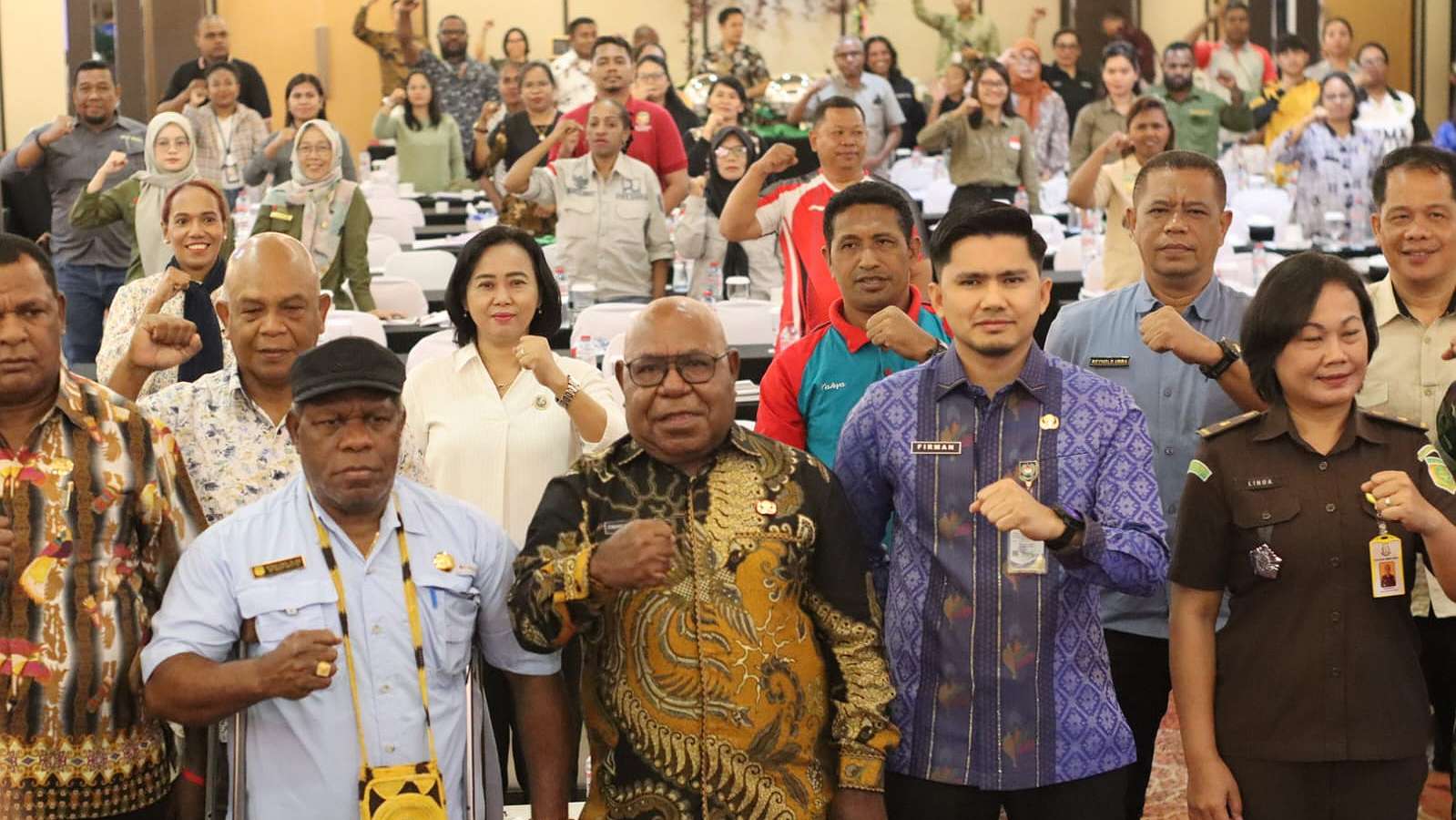 wabup-mimika-tekankan-pentingnya-komunikasi-publik-bagi-asn