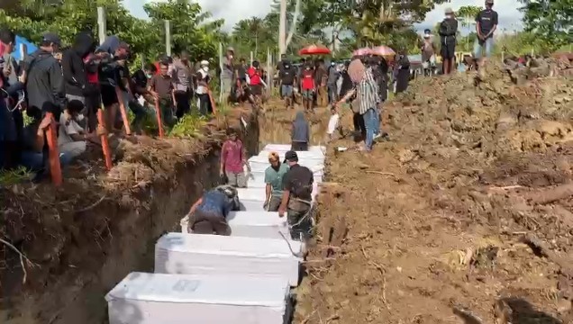 tiga-jenazah-kembali-teridentifikasi-dimakamkan-di-dekai