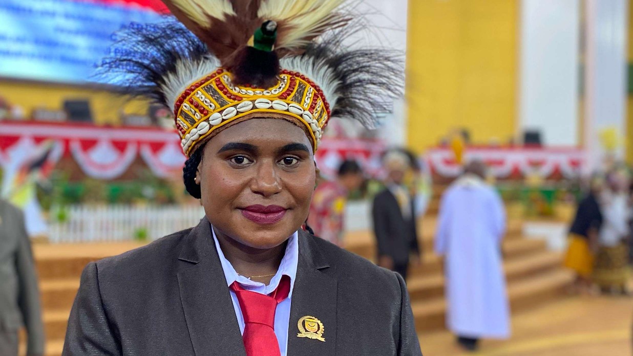 hari-kartini-waket-iii-dprk-mimika-serukan-perempuan-bangkit-di-tengah-darurat-kekerasan