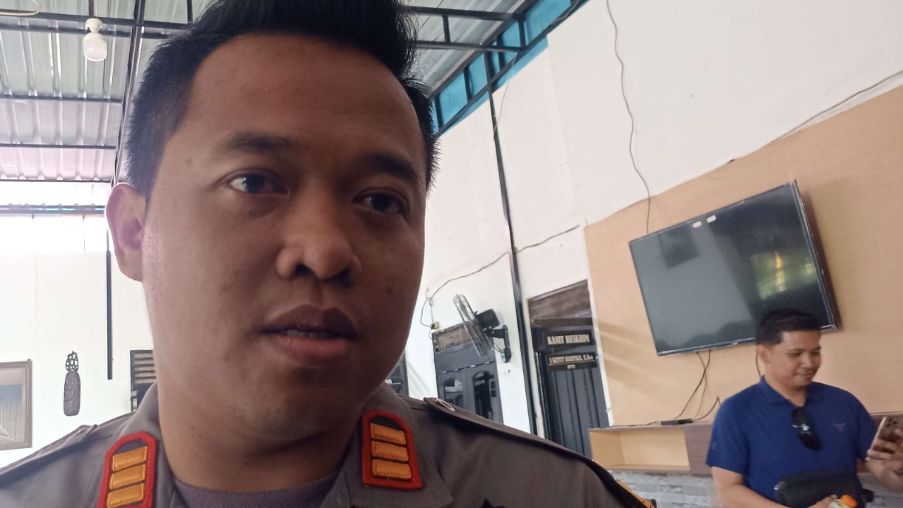 kapolsek-mimika-baru-ancam-tindak-penjual-miras-lokal